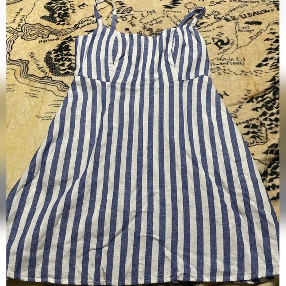 Old Navy Dresses & Skirts - Old Navy Size Medium Blue And White Striped Dress Linen Blend Back Smocking